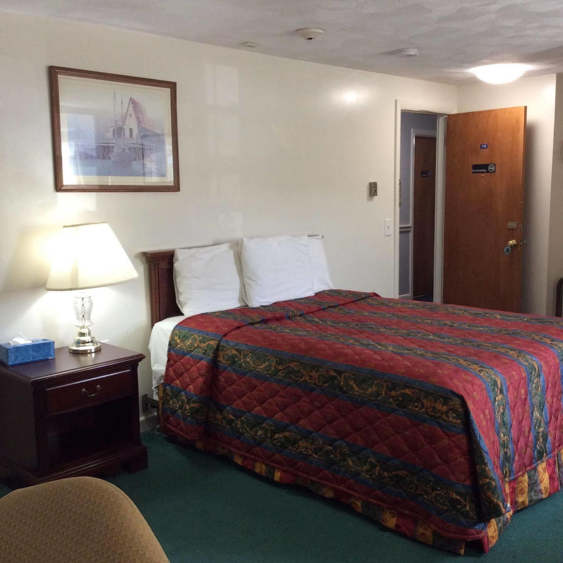 Wickford Motor Inn Норт-Кингстаун Экстерьер фото